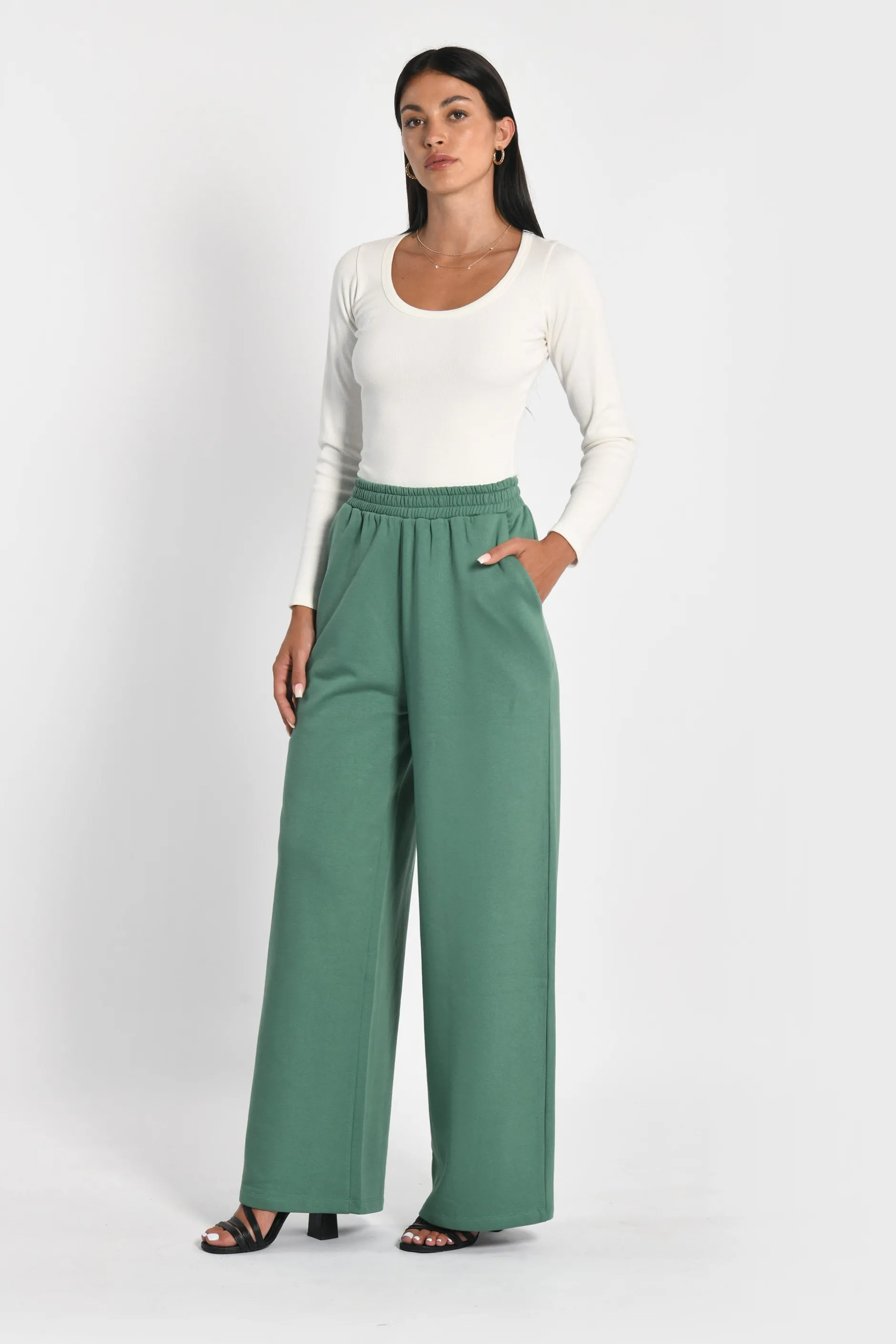Cheap KOOKAÏ PANTALON JOGGING - SUZY - Green