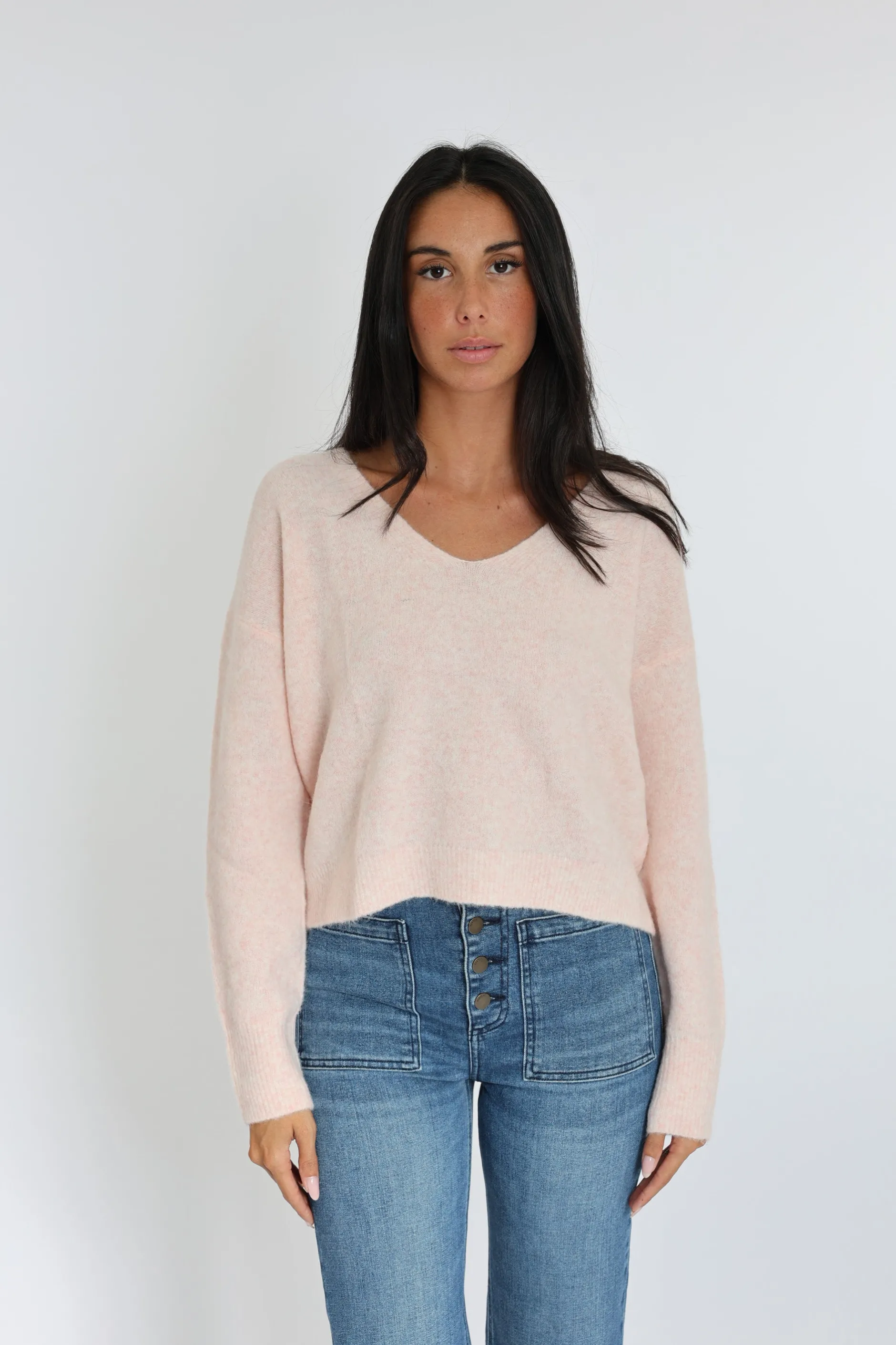 Shop KOOKAÏ PULL COL V LIZA ROSE PALE Rosepale